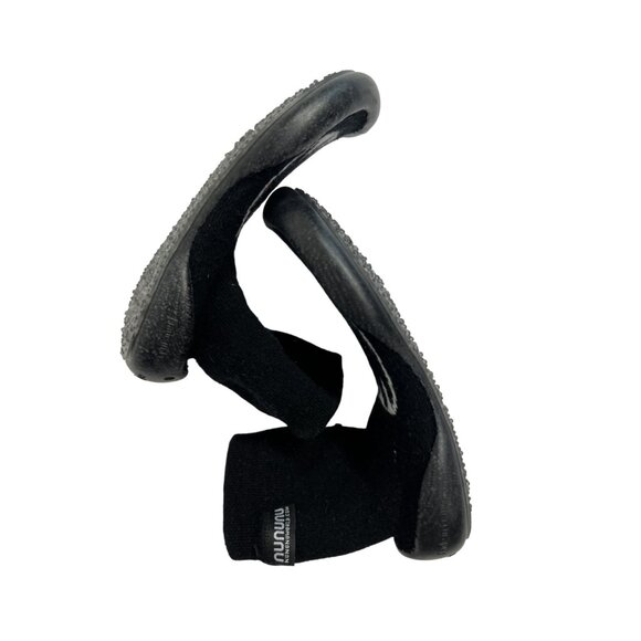 Nununu Collegien Roar Slippers in Black - Picture 6 of 9